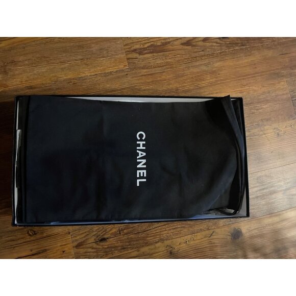 Runway Chanel Buttoned Boots Black/Brown Patent Leather Size 10 US / 40 EUR New - Picture 4 of 10